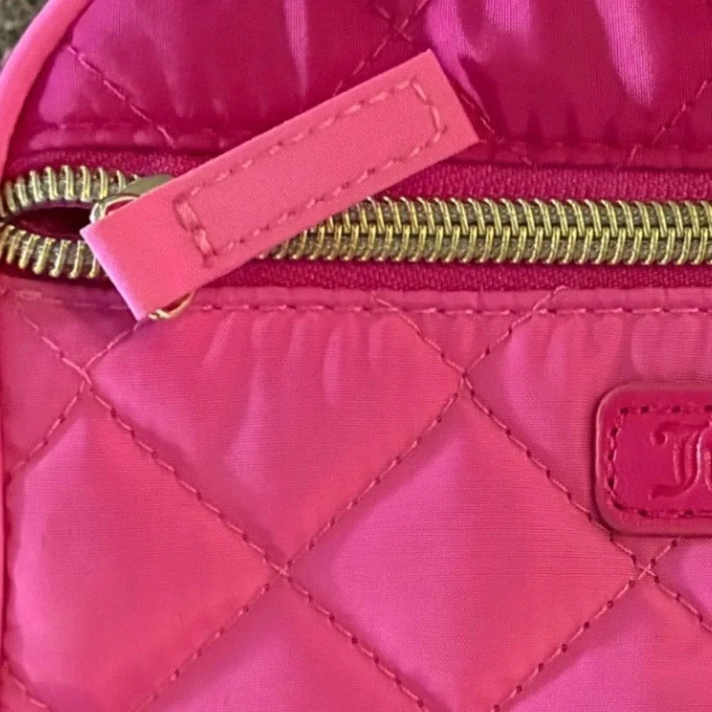 Juicy Couture Neon Pink‎ Quilted Nylon Belt Bag Gold HW Fanny Pack Crossbody NEW